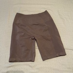 Alphalete Amplify 7.5”